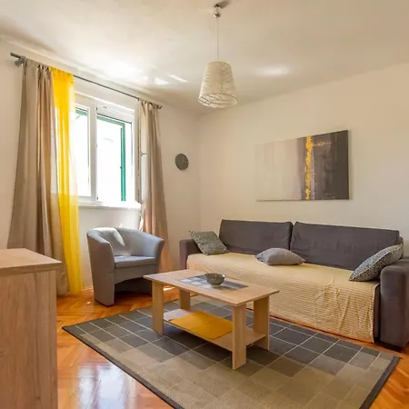 Nyaraló House Sahara Rogoznica